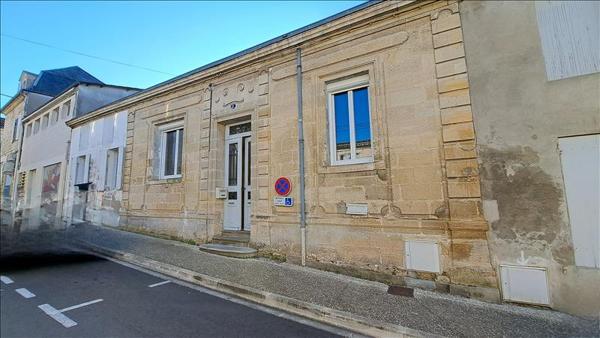 Appartement à vendre |  Coutras |  6 pièces | 171 m²