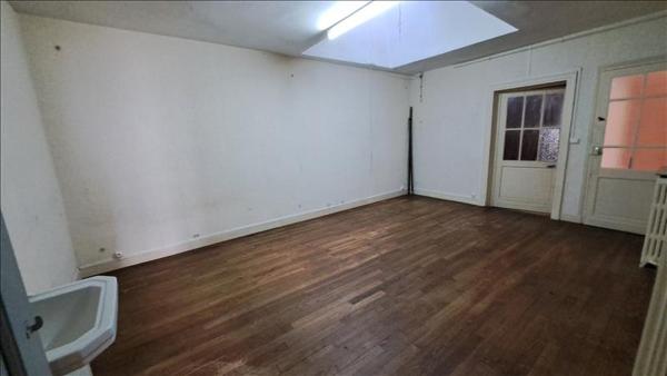 Appartement à vendre |  Coutras |  6 pièces | 171 m²