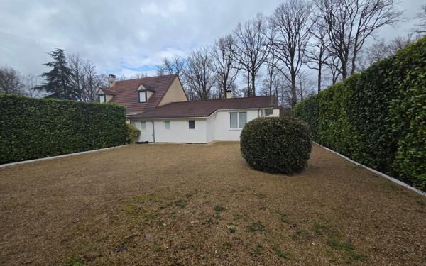 Maison à louer    3 pièces • 114,59 m2 Bazoches-sur-le-Betz