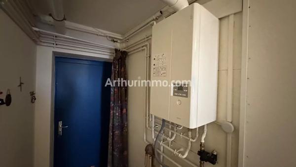 Vente                                                      Appartement
                        
                     4 pièces                      110 m2                     à Lons-le-Saunier
