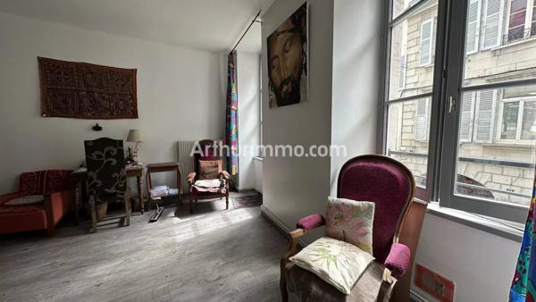 Vente                                                      Appartement
                        
                     4 pièces                      110 m2                     à Lons-le-Saunier