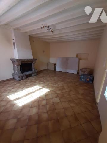 MAISON A VENDRE MEZERAY