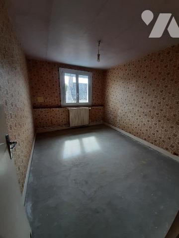 MAISON A VENDRE MEZERAY