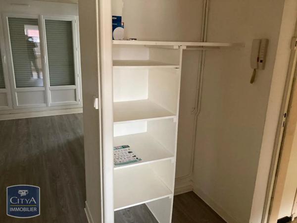 Appartement à louer 3 pièces 55.6m² Châlons-en-Champagne (51000)