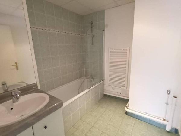 Appartement 2 pièces                                        - 69008 Lyon 8e  Arrondissement Réf : 5434