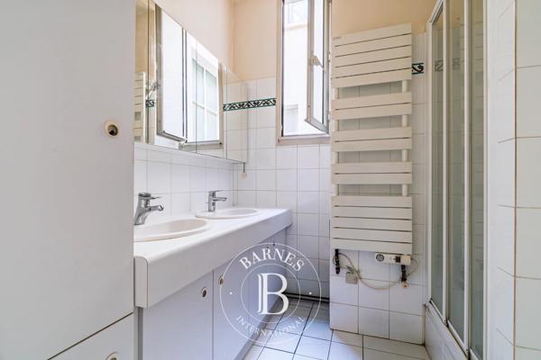 Paris 16ème, Appartement 3 Chambres -  133 m² à vendre