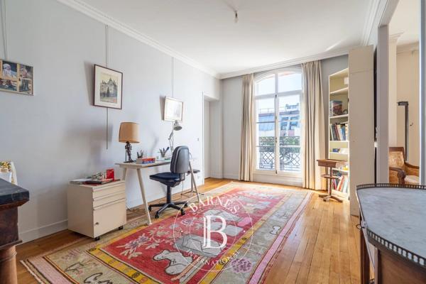 Paris 16ème, Appartement 3 Chambres -  133 m² à vendre