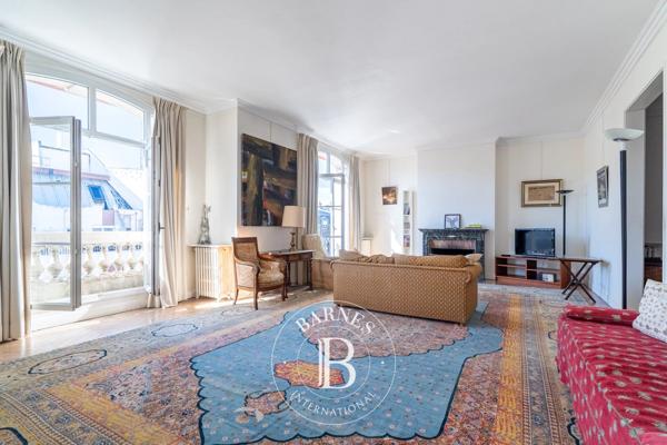 Paris 16ème, Appartement 3 Chambres -  133 m² à vendre