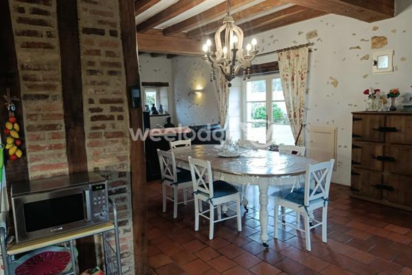 Maison à vendre 4 pièces de 93 m² à Saint-Hilaire-sur-Benaize