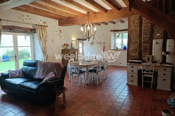 Maison à vendre 4 pièces de 93 m² à Saint-Hilaire-sur-Benaize