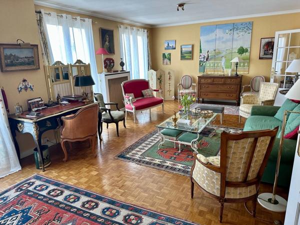 Appartement à vendre 8 pièces VERSAILLES (78)