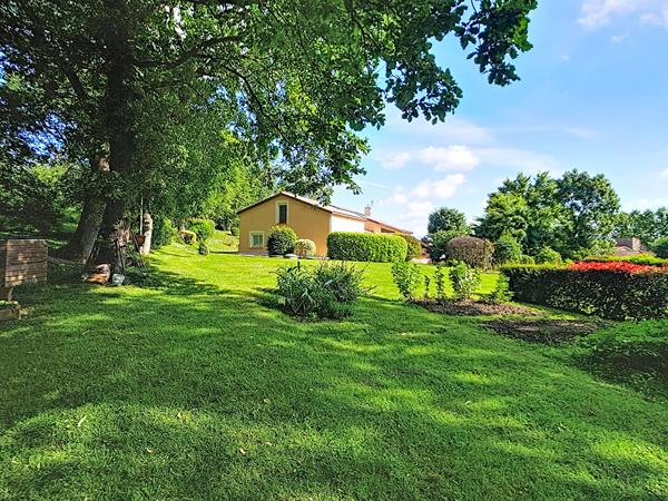 A VENDRE - Maison de 165m² - 5 chambres - Piscine - Saint Lys (31470)