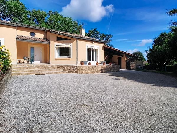 A VENDRE - Maison de 165m² - 5 chambres - Piscine - Saint Lys (31470)