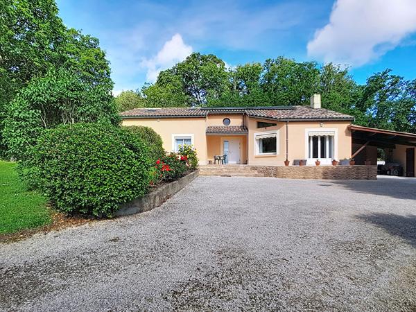 A VENDRE - Maison de 165m² - 5 chambres - Piscine - Saint Lys (31470)