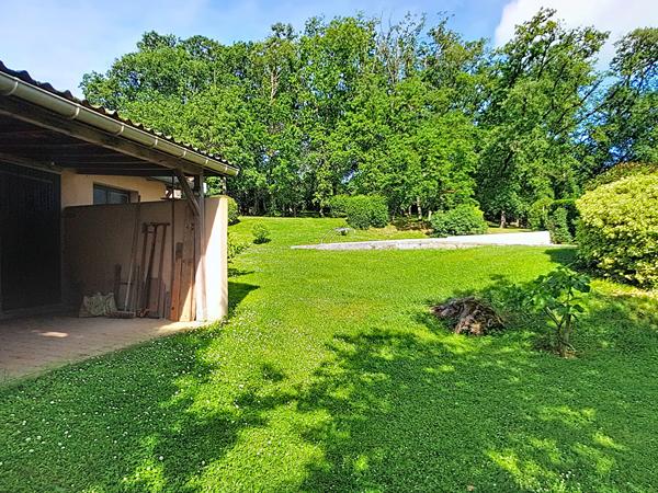 A VENDRE - Maison de 165m² - 5 chambres - Piscine - Saint Lys (31470)