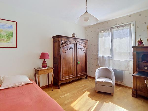 A VENDRE - Maison de 165m² - 5 chambres - Piscine - Saint Lys (31470)