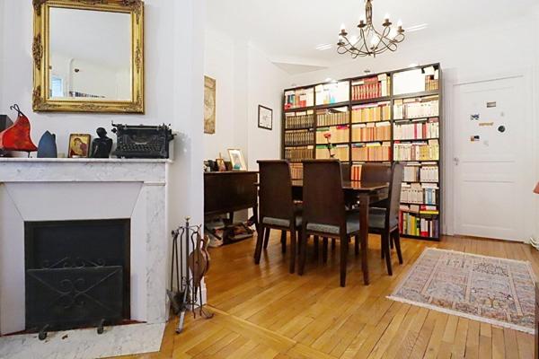 Nogent-sur-Marne hypercentre – 84 m² traversant, charme de l’ancien, 2 chambres + bureau