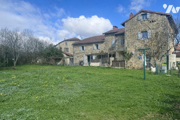 Propriété de caractère du XVIe siècle  - Maison et Gîte