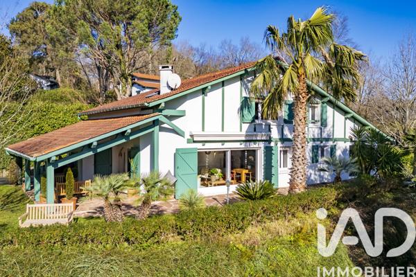 Maison à vendre 7 pièces 227 m² Ascain