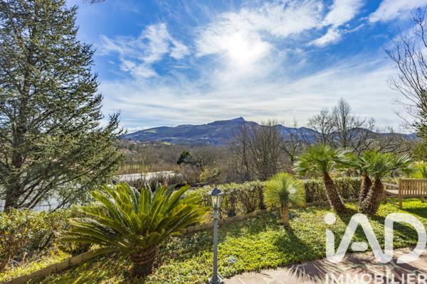 Maison à vendre 7 pièces 227 m² Ascain