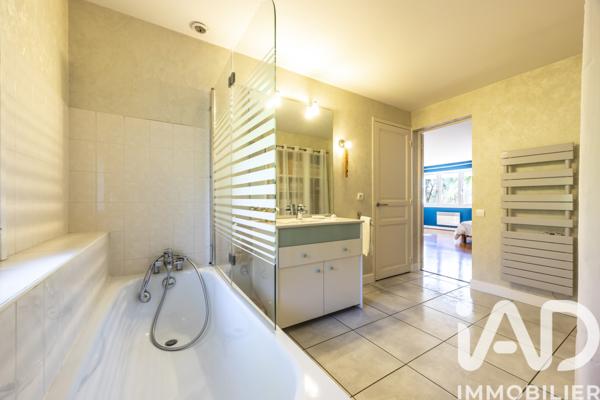 Maison à vendre 7 pièces 227 m² Ascain