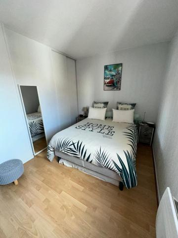 Appartement rénové à deux pas du centre!