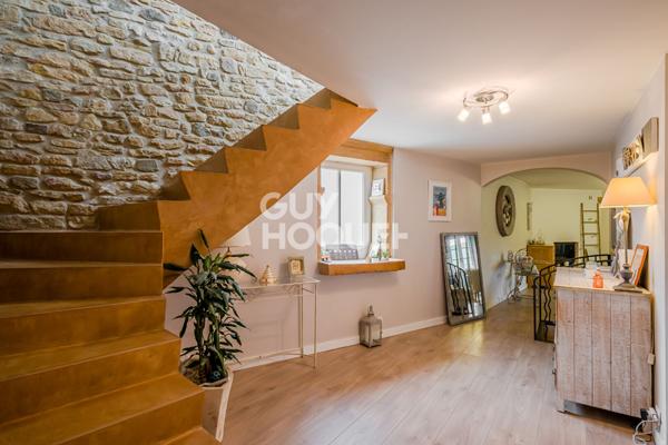 Maison de Pays Porte Des Pierres Dorées Esprit Loft avec terrasse et vue dégagée-deux garages