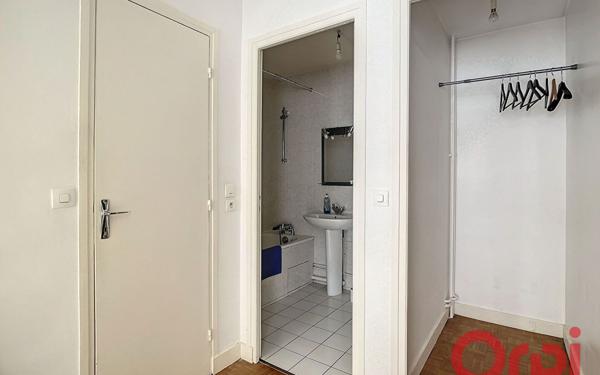 Appartement à louer    2 pièces •  Châtenay-Malabry