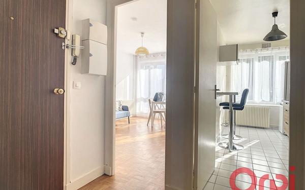 Appartement à louer    2 pièces •  Châtenay-Malabry