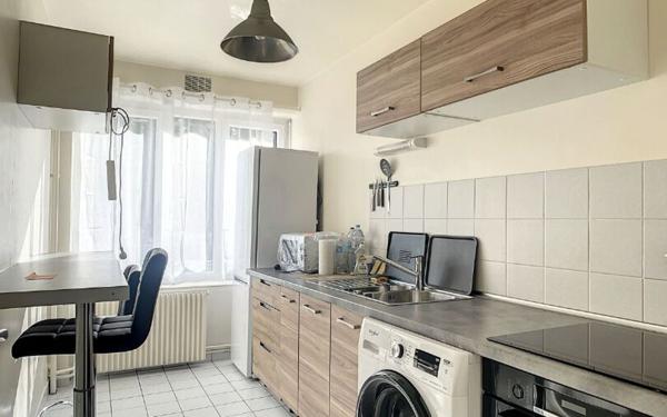 Appartement à louer    2 pièces •  Châtenay-Malabry