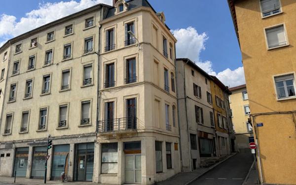Immeuble à vendre    5 pièces • 85 m2 Vienne