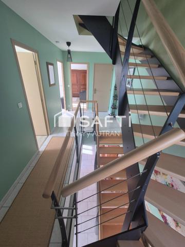 Très belle maison de caractère habitable sans travaux en résidence secondaire ou principale.