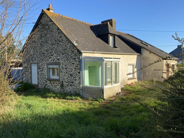 Maison à vendre à Loudéac dans les Côtes-d'Armor (22600), ref : 22110-2156
