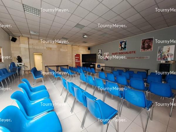 BUREAUX A VENDRE - CHARTRONS