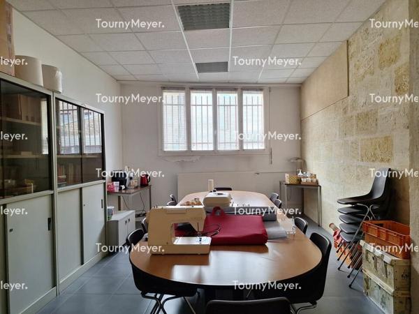 BUREAUX A VENDRE - CHARTRONS