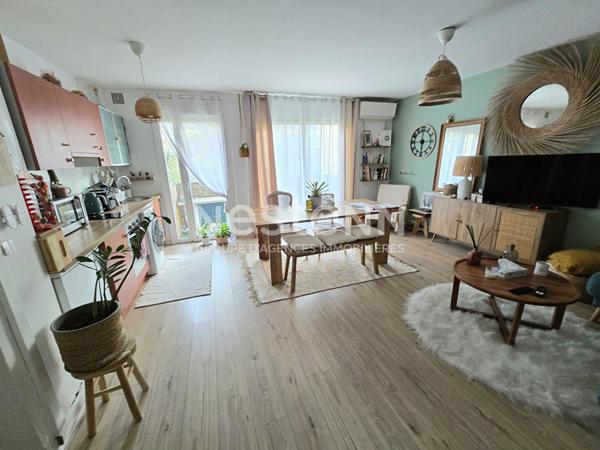 Appartement Toulouse Rangueil T2 44 m2 renové avec gout, lumineux, parking et cave