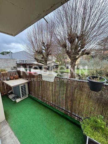 Appartement Toulouse Rangueil T2 44 m2 renové avec gout, lumineux, parking et cave