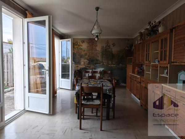 Plain-pied, 3 chambres garage et jardin