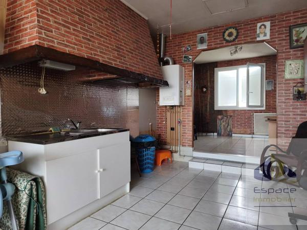 Plain-pied, 3 chambres garage et jardin