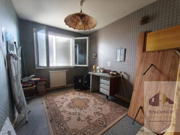 Plain-pied, 3 chambres garage et jardin