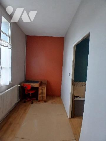 Maison d'habitation restaurée centre ville avec jardin