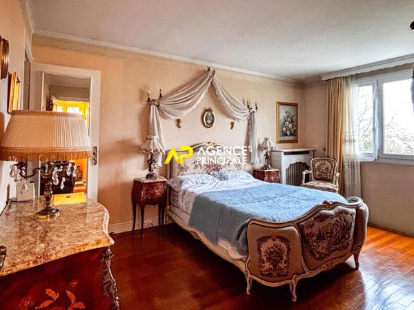 Sartrouville Maison 6 pièces 131.60 m² - La Plaine €580 000 ** - Référence 9520