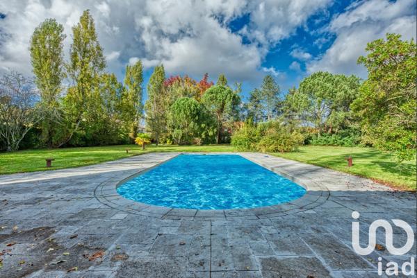 Maison à vendre 6 pièces 160 m² Mérignac