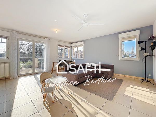 T3 dernier étage avec balcon de 10 m² et parking au calme – Lavaur