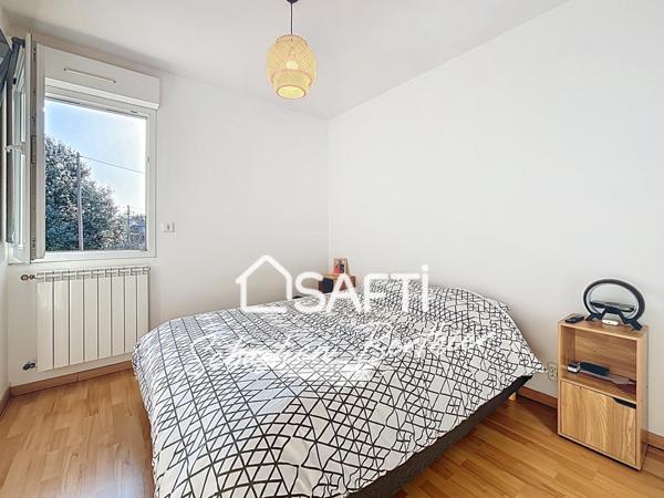 T3 dernier étage avec balcon de 10 m² et parking au calme – Lavaur