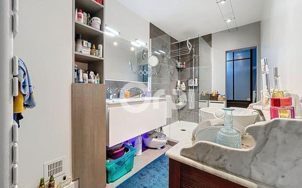 Appartement à vendre    3 pièces • 65,99 m2 Chantilly