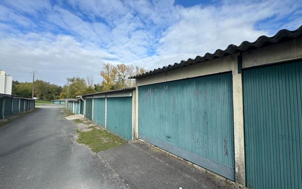 Stationnement à vendre    Harly