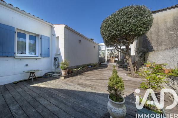 Maison à vendre 5 pièces 115 m² L'Houmeau