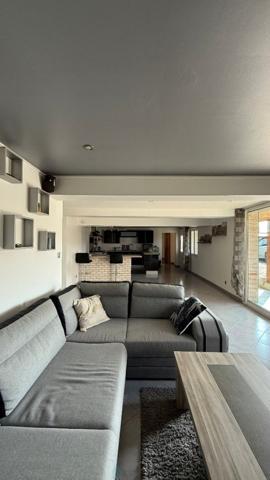 COUP DE CŒUR ASSURÉ – Maison de charme à Sahurs