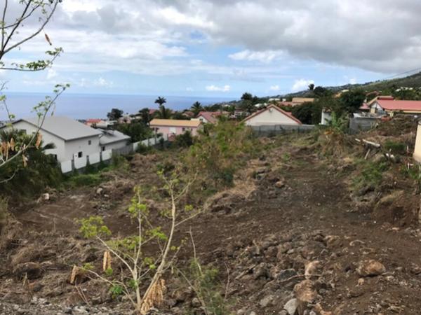 Terrain de 2208m2 à vendre - La Possession